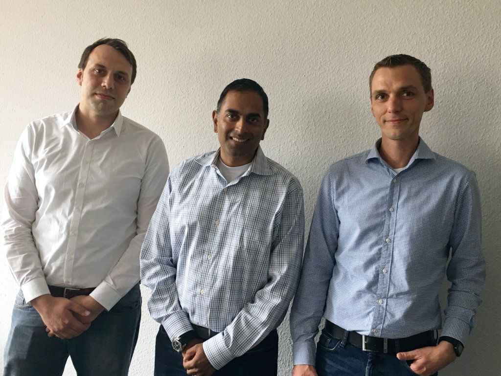 acceptIT_GmbH's tweet image. @acceptIT_GmbHs Lars Migula und Daniel Popovic beim exklusiven #Roundtable mit dem #IBM Programm Director Watson Workservices @tx_kg . Spannende Neuigkeiten rund um kognitive Business Kommunikation #WatsonWorkspace #Domino2025 #teamwork #collaboration