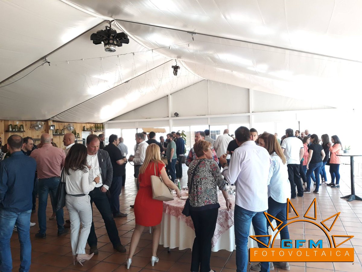 GFMFotovoltaica's tweet photo. Queremos, de nuevo, dar las gracias a todos los que  hicieron posible  que se llevara a cabo presentación del #SUNINBOX, así como a todos los que nos  acompañaron, en este día tan importante. @H2020SME_OTF  #EnergíasRenovables #EnergíaSolar #Innovación #H2020 #SMEInstrument https://t.co/kwXaaFyjU6