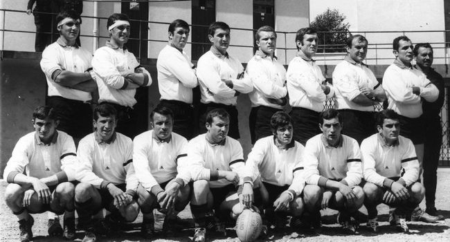 UsmSapiacRugby's tweet photo. [Histoire]

C'était il y a 5⃣1⃣ ans...
L'USM devenait Champion de France en battant Bègles en finale au Parc Lescure (ex-Chaban Delmas).
La ville fêtera le titre dans une liesse indescriptible pendant plusieurs jours.

#FamilleUSM https://t.co/lqpNQt8bu0