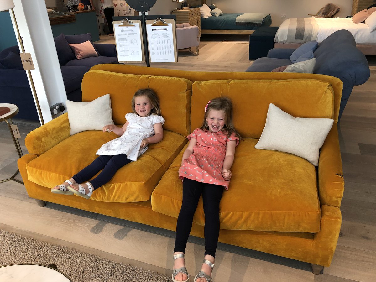 Loafing around <a href="/loafhome/">Loaf</a> #loafwilmslow