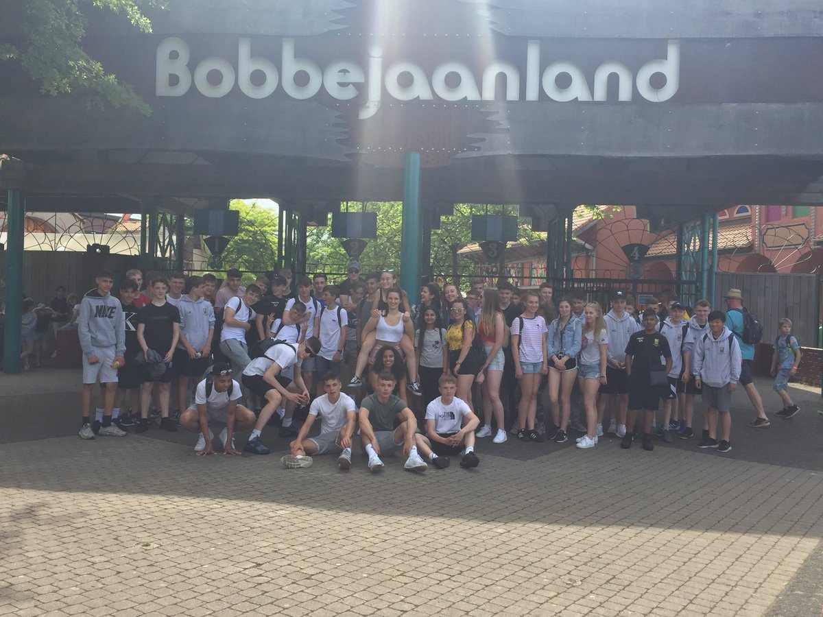 Taking on Bobbejaanland, a Brussels theme park!