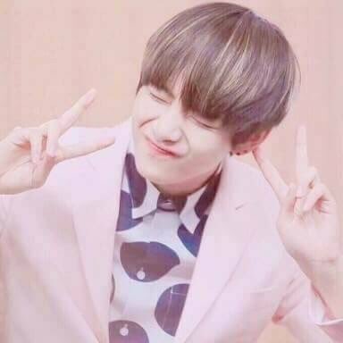 BTS98103467's tweet photo. ❤️armyさんと繋がりたい

🧡グクとテテとユンギよりのオルペン

💛神奈川army

RTしてくれた人全員followします!!

#armyさんと猛烈に絡みたいのでRTしてくれた方フォローします 
#PremiosMTVMiaw  
#MTVBRKPOPBTS 
#MTVLAFANARMYBTS 
@BTS_twt https://t.co/epIk9dhxu5
