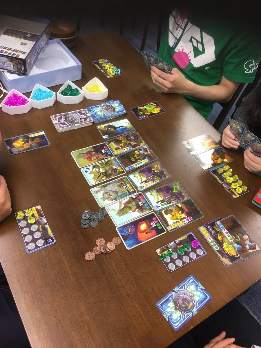 ボードゲームショップ スペース ギルド No Twitter ただいま センチュリーゴーレム 宝石の煌めき がプレイ中 ボードゲーム ボードゲームショップギルド