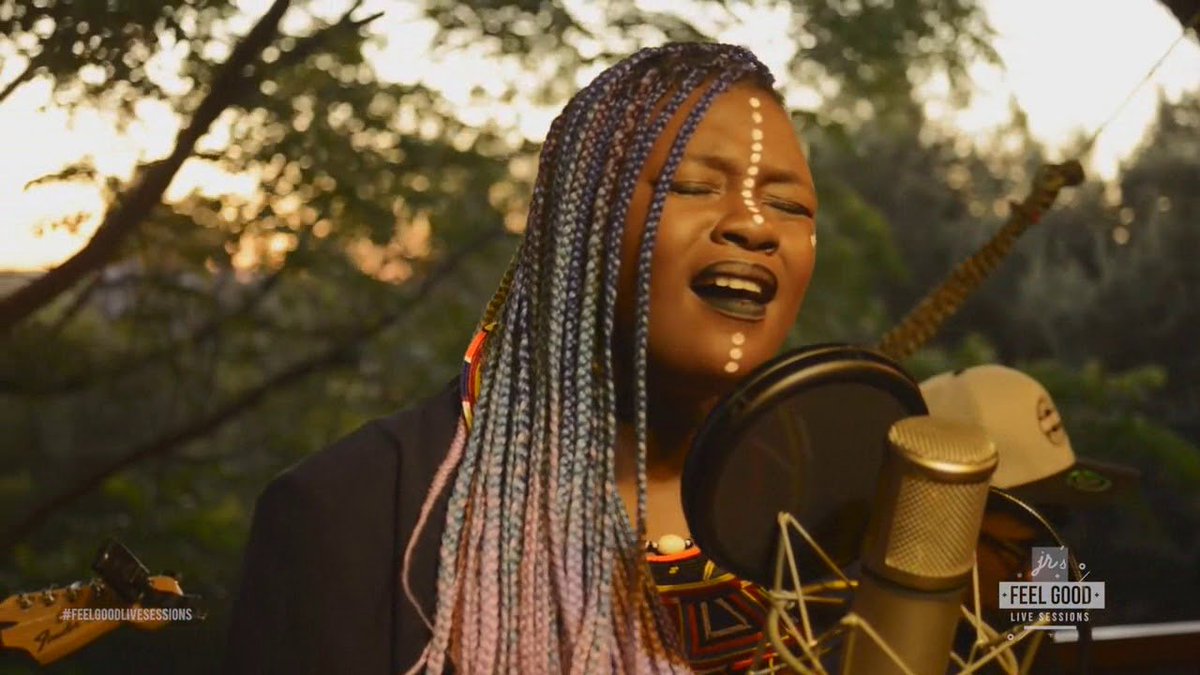 ujfm's tweet photo. ON AIR: LIVE CHALLENGE

A beautiful song that we had to acknowledge in our #LiveChallenge today, performed by the talented &amp; beautiful @AmandaBlackSA, it is #Sinazo.

#TheEgoTrip 
@OG_KamoGEE 
@MashelMokale 
@Jahhiness https://t.co/HQ7xf7MH6y
