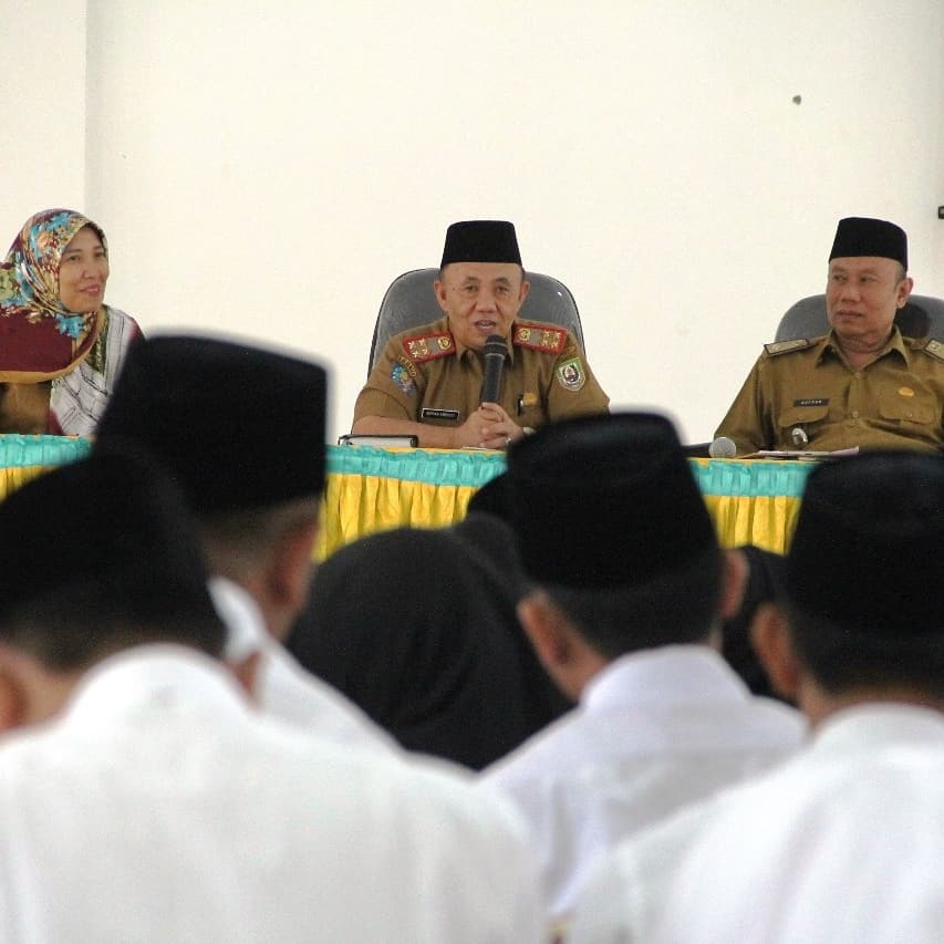 mediacenterBKL's tweet photo. Sekda Provinsi Bengkulu Nopian Andusti hadir dan menyampaikan materi tentang Issu Strategis Perencanaan Dalam Pembangunan Provinsi Bengkulu di Ruang Kelas Diklat PIM IV BPSDM, 28/05. https://t.co/2gzS7OEvqB