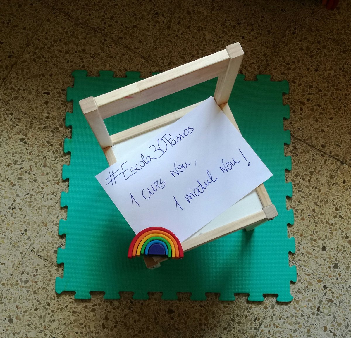 ChandrakantAlba's tweet photo. Al setembre, P3. Hem cregut en l' #Escola30Passos i ara ens diuen que no arribaran els moduls nous, cosa que fa perillar espais necessaris per dur a terme el projecte educatiu pel qual hem apostat #1CursNou1MòdulNou @consorciedubcn @ensenyamentcat @fapaccatalunya https://t.co/xzUx9f52WL