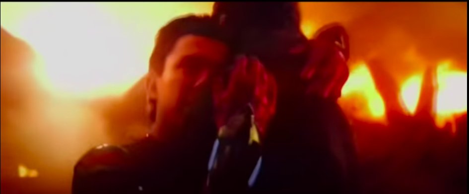 avengersslut's tweet photo. from "we're not there yet" to "I don't feel so good mr. stark"
#InfinityWar https://t.co/hh3cZelldd