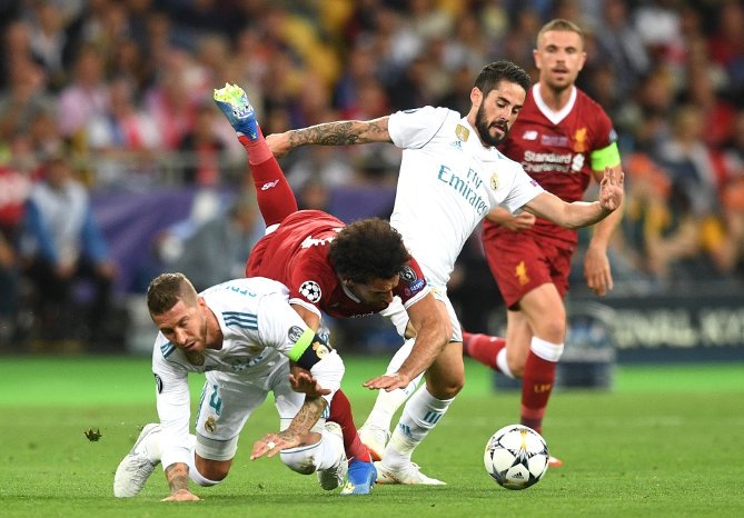 News24's tweet photo. #UCLfinal There is a petition to get Ramos punished for Salah injury | @Sport24news 

https://t.co/jFeolE3Pvi https://t.co/kSfhAxczpj