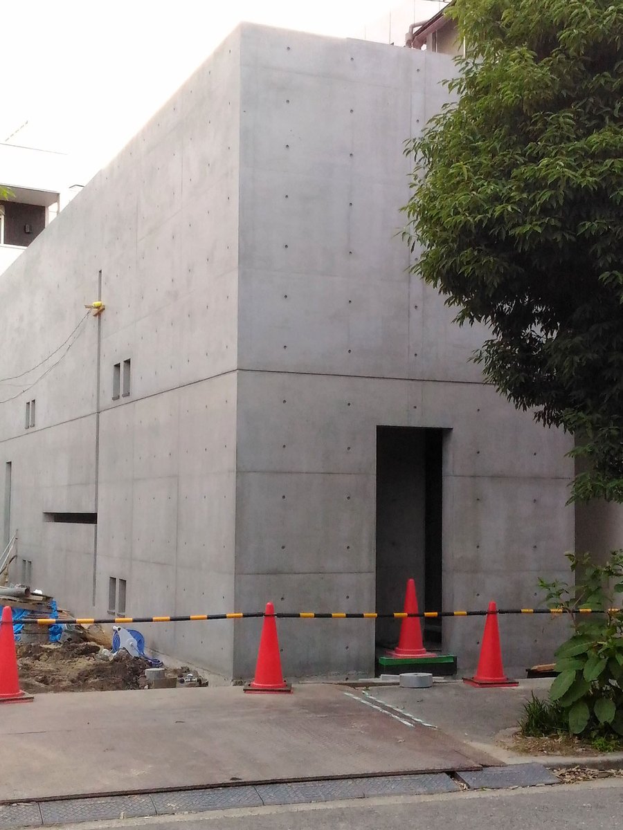 建築パース Com 安藤忠雄建築研究所が現在建設中のもうひとつの住吉の長屋 建物はオリジナルと同じですが こちらには庭が付くそうです