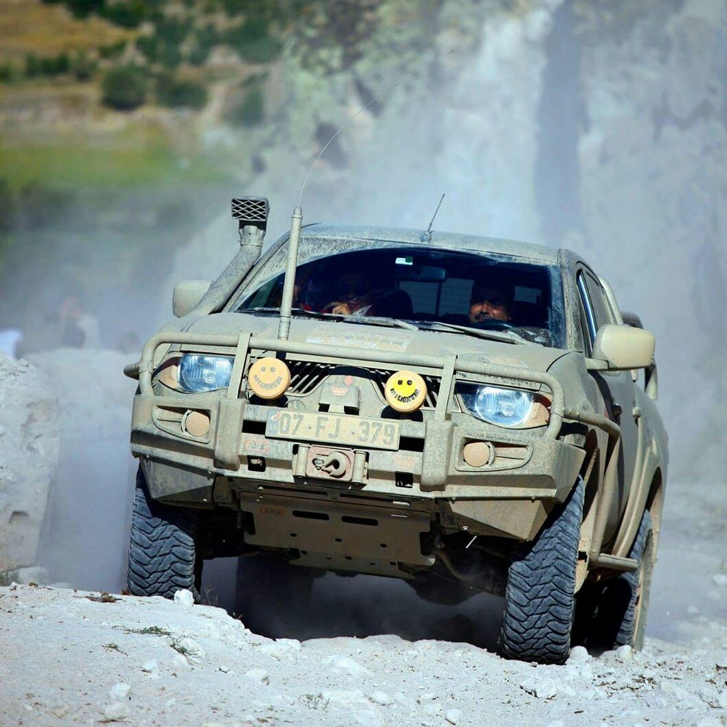 ensertl200's tweet photo. Hayallerinde ötesinde bir güç.💯😎 #4x4 #offroad #mitsubishi #4x4safari #car #auto #mivec #dıd #superselect #diflock #keşif https://t.co/GKwCrwxmeU