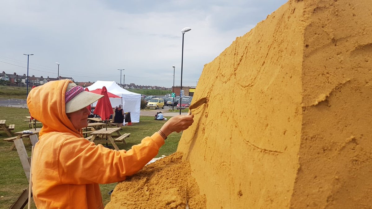 KOTSRedcar's tweet photo. Last day watching live sand sculptures being created in Redcar at TunedIn! @SandSculptureUK @friendsofredcar @Redcartown https://t.co/upFaSTfe0r