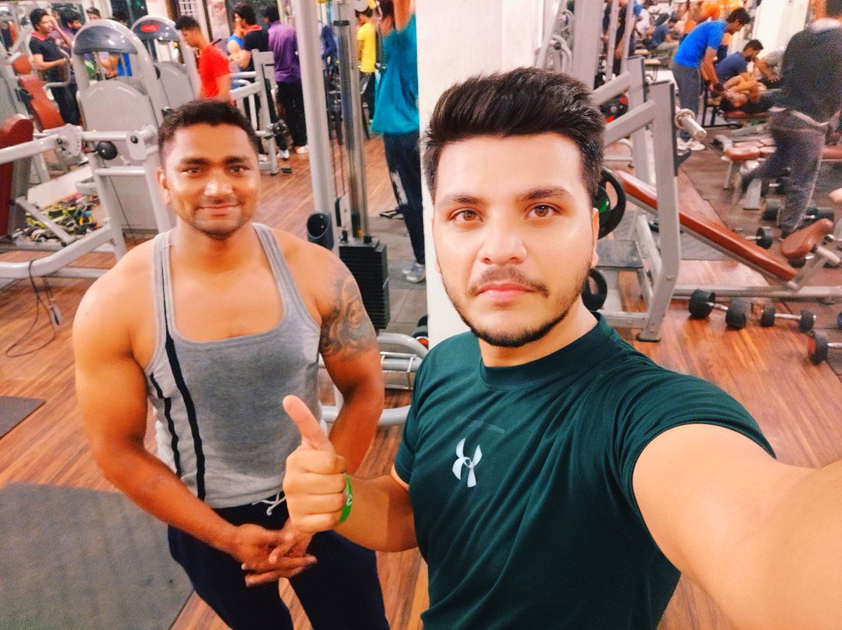 DeepakV08685494's tweet photo. #HumFitTohIndiaFit #praveenkumargiri https://t.co/5bmzvS2G9U