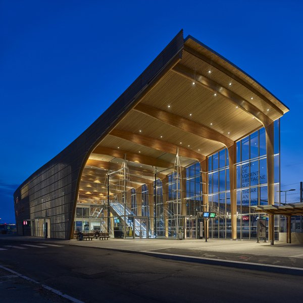 AREPGroup's tweet photo. [ACTU] The Plan Award 2018
La #Gare de #Lorient vient de remporter également The Plan Award 2018 dans la catégorie «Transport – Projets achevés». @theplanmag

Projets shortlistés, finalistes et lauréats :
https://t.co/pWtuK75myn
https://t.co/J4Y8caWdJC

https://t.co/WzuejB2gGA https://t.co/lM9O8QZ1Hn