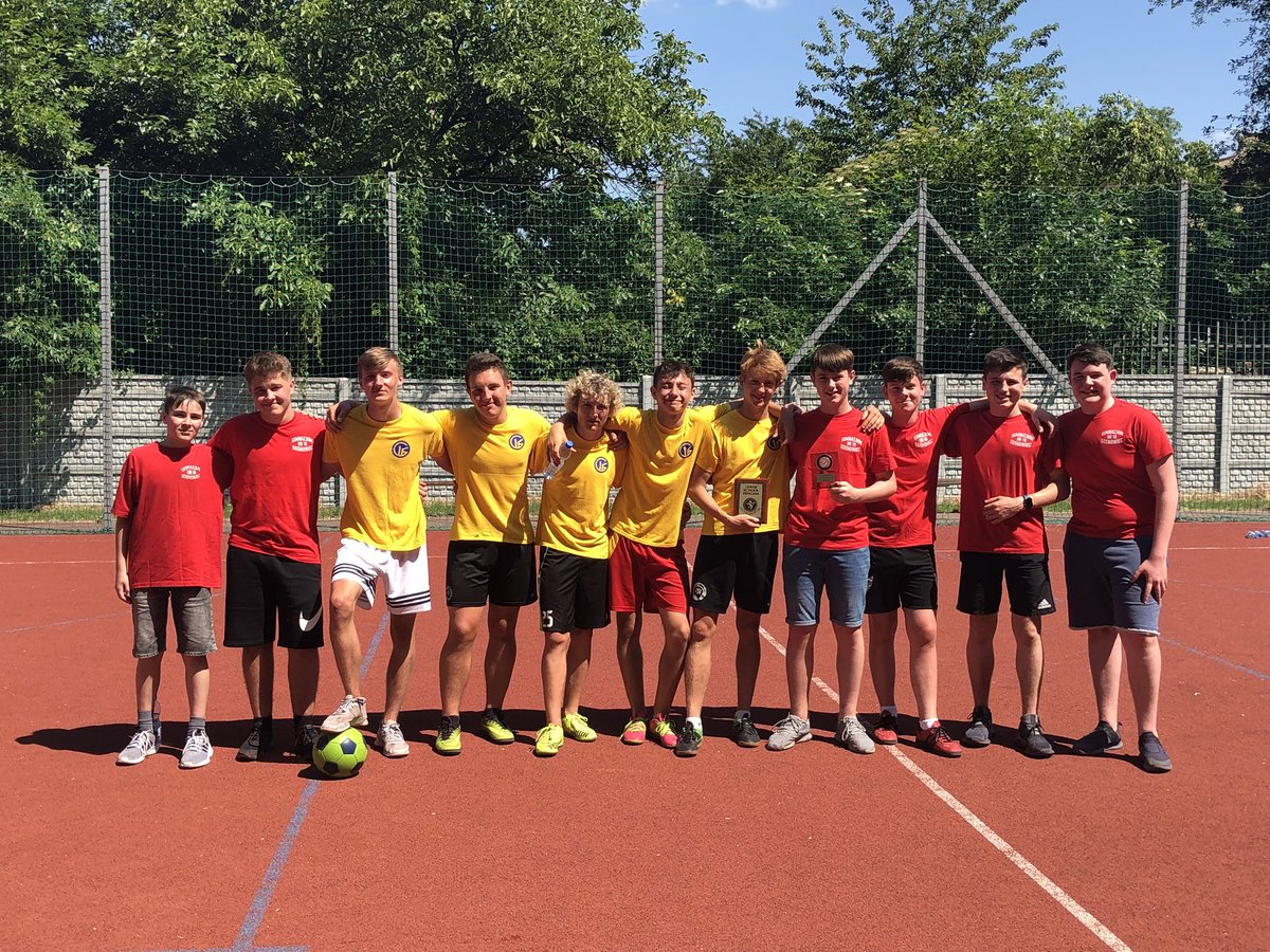 Krakow2018's tweet photo. Final score: 3 - 1 to Maria Konopnicka. https://t.co/Z3ir8NGotT