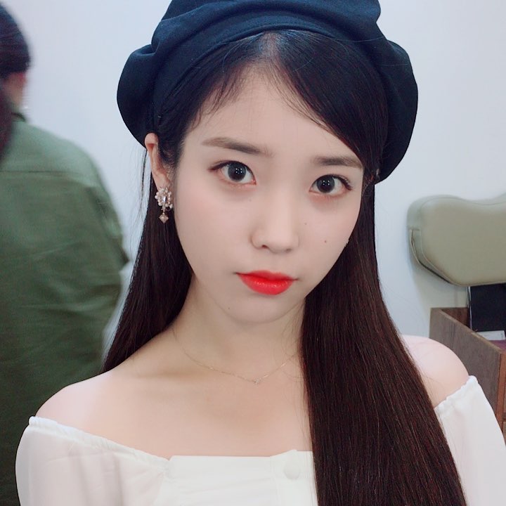 IuTotal's tweet photo. 180528 아이유 인스타그램 업데이트!
아이유 인스타그램에서 보기 : https://t.co/VspfNCOf7l

좋았지 삼성카드 홀가분 페스티벌

#아이유 #아이유인스타그램 https://t.co/ZD0oEUqWae
