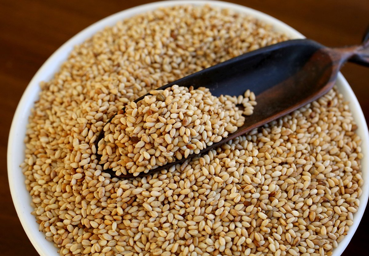 varshaindustry's tweet photo. Do you know #Sesameseeds helps in burning #fats..??
Certain #phytochemicals found in sesame seeds helps in #burningfats also they are very rich in minerals like #copper,#manganese and many other #vitamins.#VarshaIndustries provides the best #export quality sesame seeds in #India. https://t.co/VtujKKJIpA