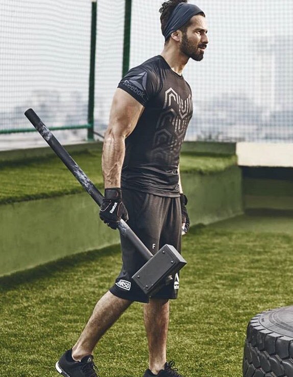 ETCBollywood's tweet photo. Buffing up for #ArjunReady! @shahidkapoor https://t.co/yOFa8pQZTq