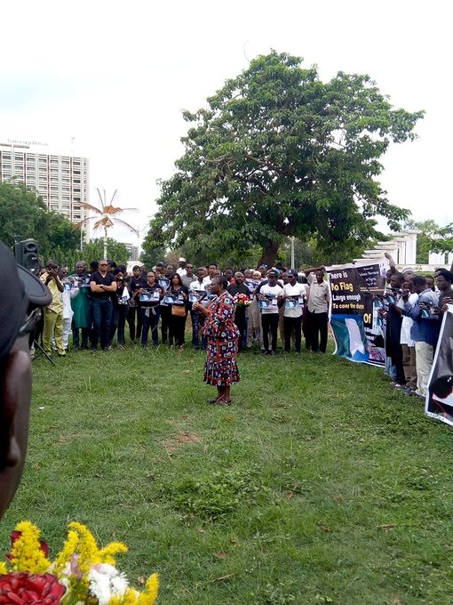 View image on Twitter