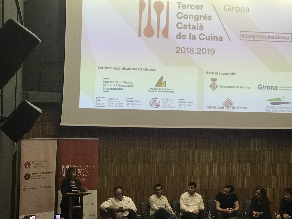 ARojasRabaneda's tweet photo. Després de la taula rodona al Tercer @CongresCuinaGi al @ParcUdG ara es duen a terme les taules de treball. Participo a la de gastronomia, cultura i turisme #CongrésCuinaGirona https://t.co/YSm4123rAZ