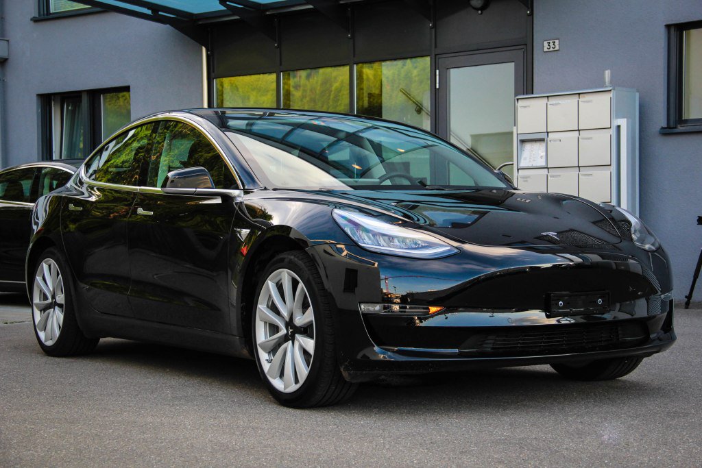 GenerationStrom's tweet photo. Probefahrt: Erste (Fahr-)Eindrücke vom #Tesla #Model_3
#BEV #EV #Elektroauto #emobility #emobilitaet #Elektromobilitaet https://t.co/YV0vD8HUqS https://t.co/U7bKCvtqBX