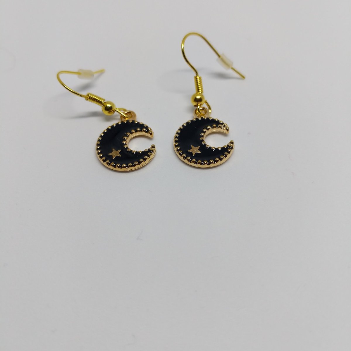 BethsUniqueBead's tweet image. 15% off £5 PURCHASE until 31st May! 15OFF5 at checkout.  bethsuniquebead.etsy.com   #sale #15percentoff #maydayweekend