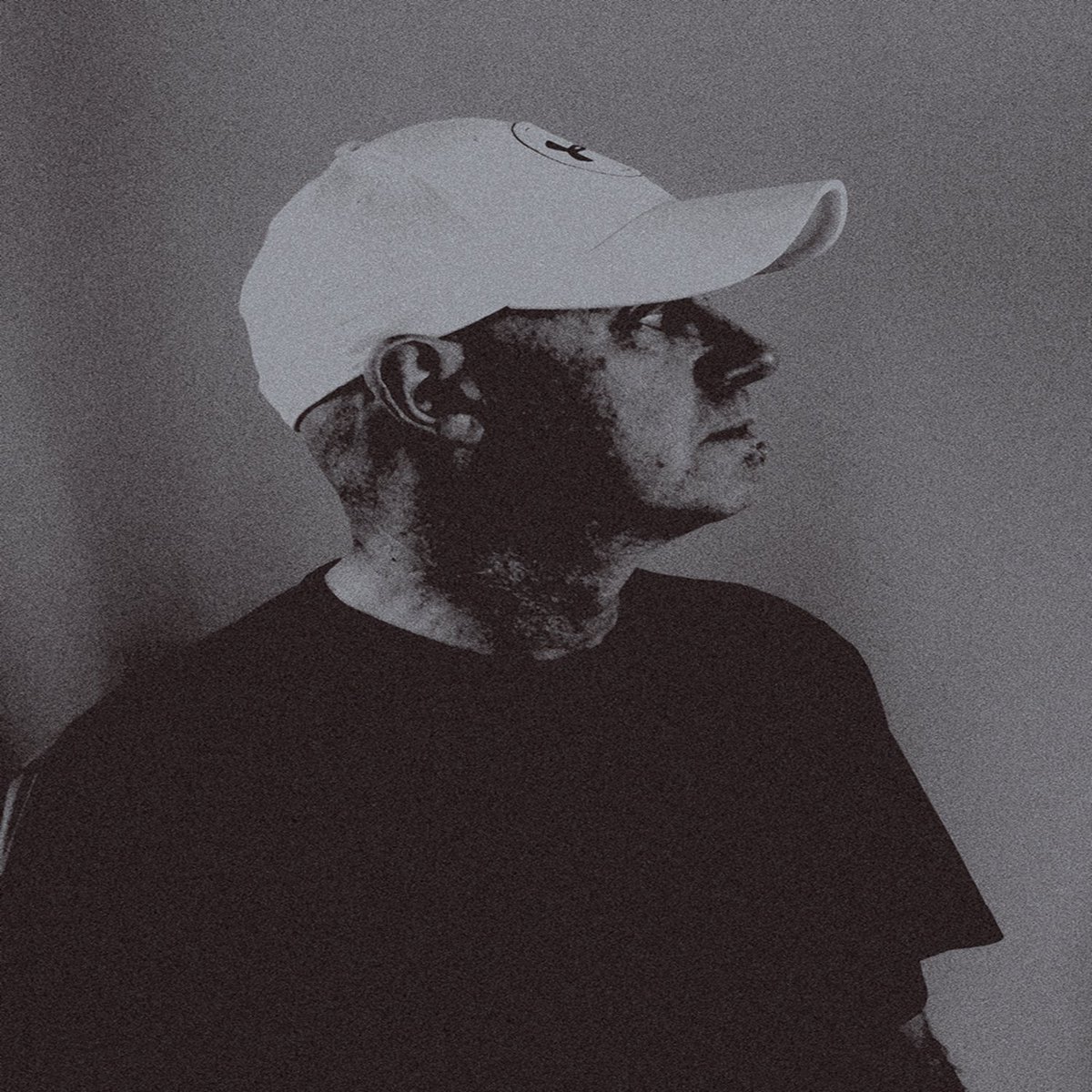 We had a chat with Modan. Talking all things music, including latest release, studio set up and much more.
Read the full interview here > urunderground.com/interviews/f/i…