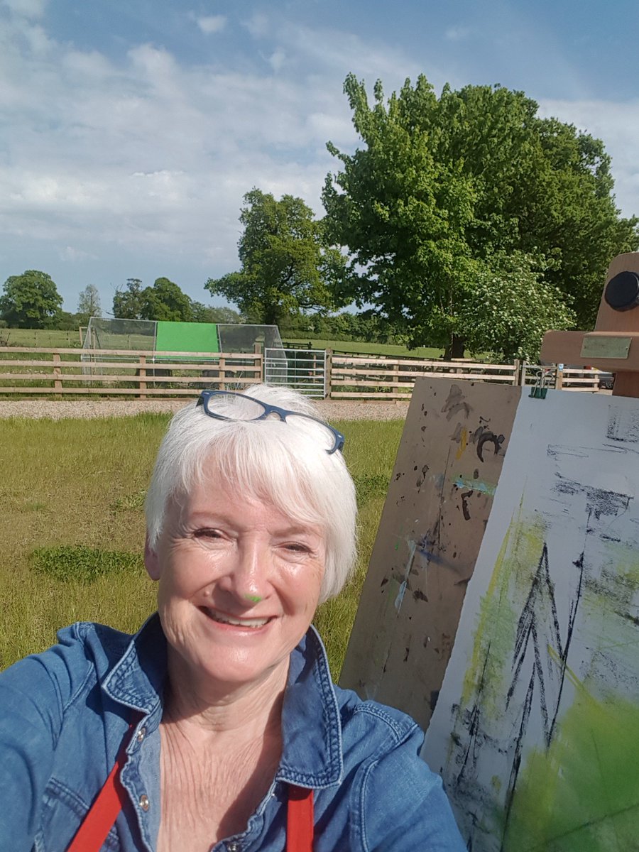 Annie Stirk tweet media