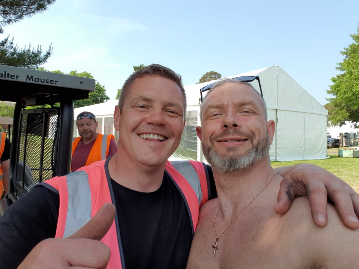 Bank holiday Monday. The mighty men of Walk are having a blast helping set up BCDO North. @BigChurchDayOut  <a href="/WeAreWalkUK/">Walk Ministries</a> 

Why not book your discounted tickets through our link. £28 for a two day Adult ticket.

bcdo.group/2018/we-are-men