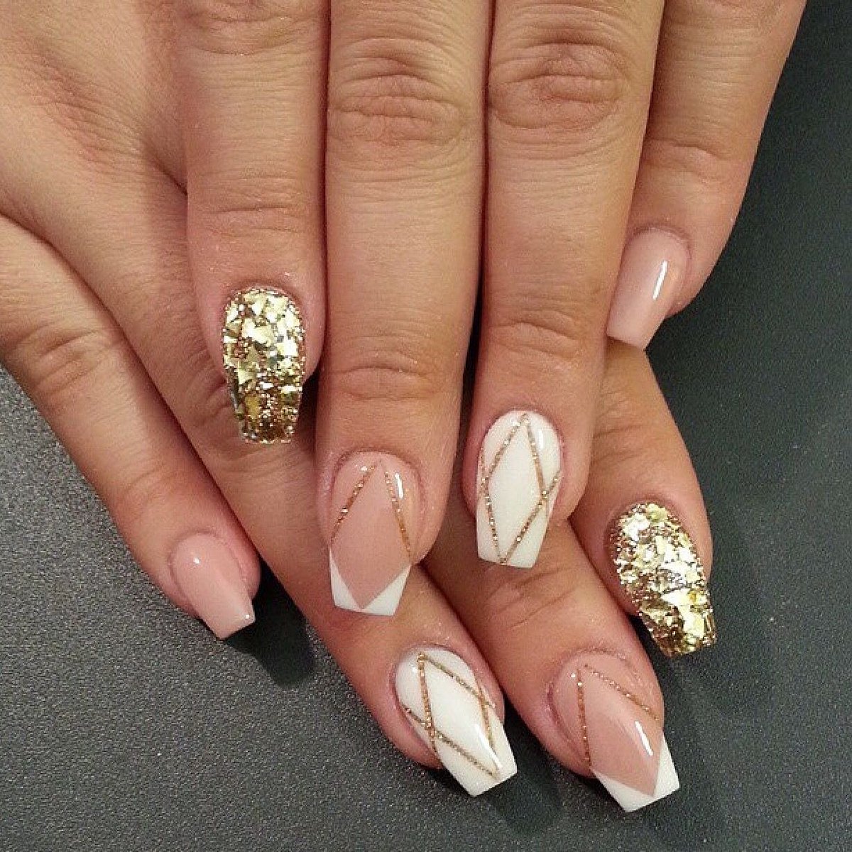 IvanaNails_OK's tweet photo. Buenos Dias! 💕 @IvanaNails_OK ¿Ya tienes tu cita? .
.
Estamos Atendiendo:
.
🎀Cristoforo Colombo.
.
🎀Villa del parque Shopping
.
.
#Nails #bellezademanos #estilo #moda #tendencia #argentina #buenosaires💅💓 https://t.co/HC3mW1XtTR