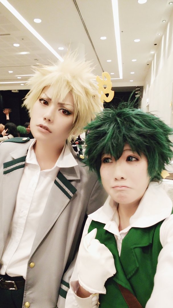 PIZ_GG's tweet photo. คัตจัง : /เดินมาทุบโต๊ะดังปัง ปั๊ม��ราหน่อย เร็วๆ!
เดกุ : ย.. ยังไม่ได้เล่นเกมเลย ปั๊มให้ไม่ได้นะ😱
คัตจัง : ไม่ต้องเล่นก็ชนะอยู่แล้ว!

สรุปก็บังคับให้คัตจังเล่น เกิน10วิอีกต่างหาก จริงๆถือว่าแพ้ แต่ปั๊มให้ก็ได้ ผมกลั๊วววว 😱😱 /หันไปบอกทดรก.คุงบอกช่วยด้วยผมโดนข่มขู่ แต่โดนเมิน😂 https://t.co/s3pKoai0Yv