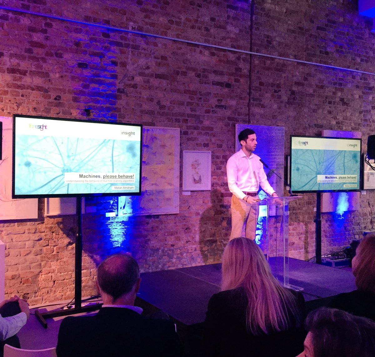 VeryVix's tweet photo. Matan Abraham closing with Machines, please behave! @Insight_SA #Foresight2018 #Behaviour @youngbloodct https://t.co/LkhE5AZPq0