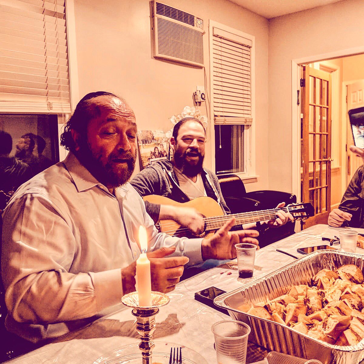 Mendy Worch (@mendyworch) on Twitter photo Sweet moments of celebration on the Siyum of his new album out this week! <a href="/Yehuda__Green/">Yehuda Green</a> #neshomole Sweet moments of celebration on the Siyum of his new album out this week! <a href="/Yehuda__Green/">Yehuda Green</a> #neshomole