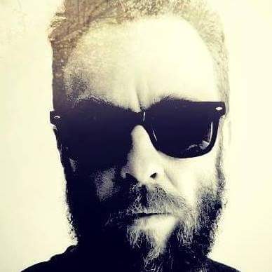 ohmyrunning's tweet photo. Big shout out to [@RunnerBearded] #follow and say #Hello [#BeardedTheory #Billions #beardscape #beardthefuckup #beardedvillains #BeardGang #followforfollow #BeardsBreakTheInternet #hipster #picoftheday https://t.co/jODrVryENv