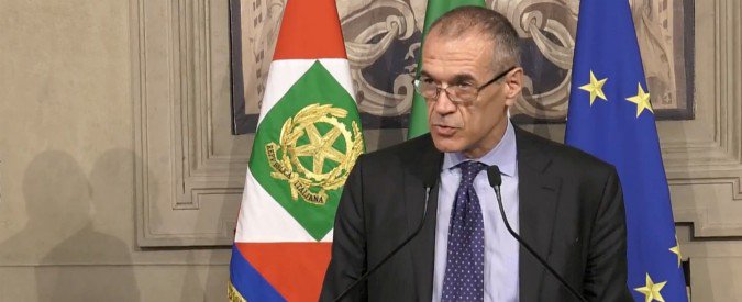 radio_110's tweet photo. Podcast @FuturaTorino con @catri_zia e @federbaros. I temi di oggi:
Governo, incarico a #Cottarelli dopo lo stallo di ieri  
Moschee aperte a Torino, presente anche l'arcivescovo #Nosiglia 
#ItaliaArabiaSaudita - Arabia Saudita: inizia l'era #Mancini
 --> https://t.co/0wuPid5L8y https://t.co/GSagM1XWqp