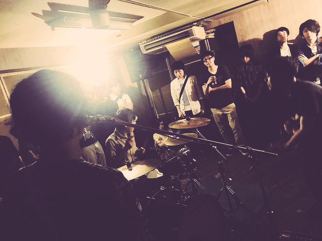 studioolive1988's tweet image. 【ローカルなお話その20】
この日の最後を飾るに相応しい素晴らしいライブでした。やっぱり骨太な純正ロックバンド。以前オリーブで観たって人にも観てほしいし未見なら尚更！
#umph