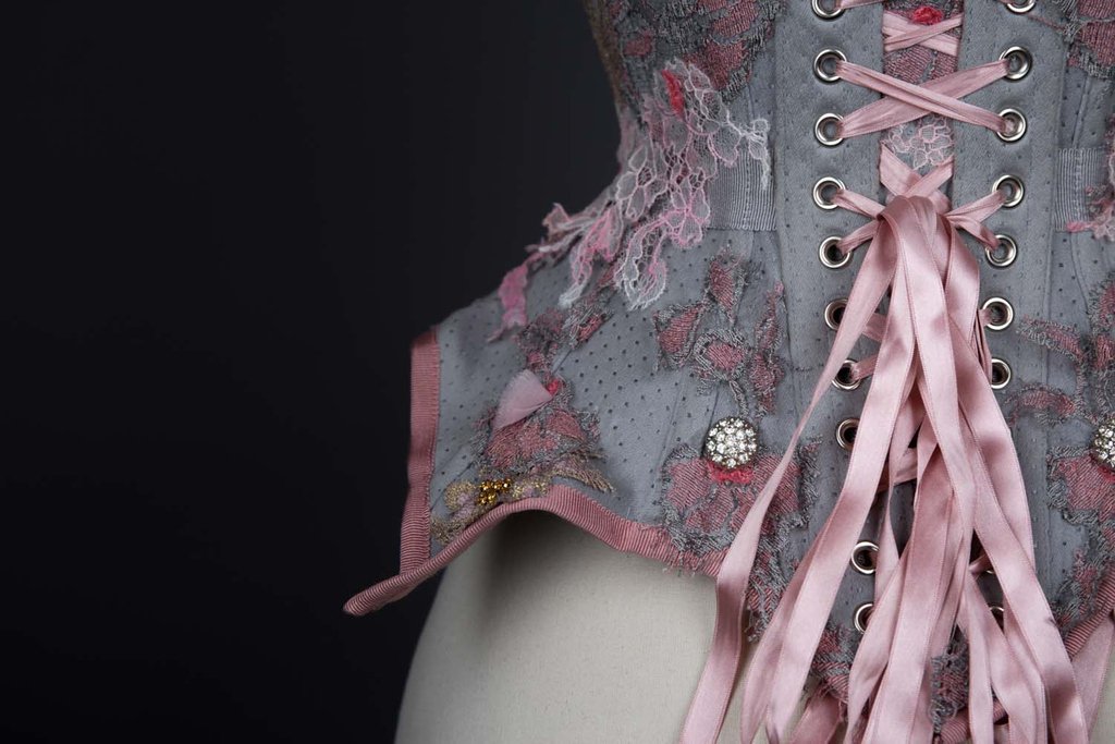 Underpinnings Museum tweet media
