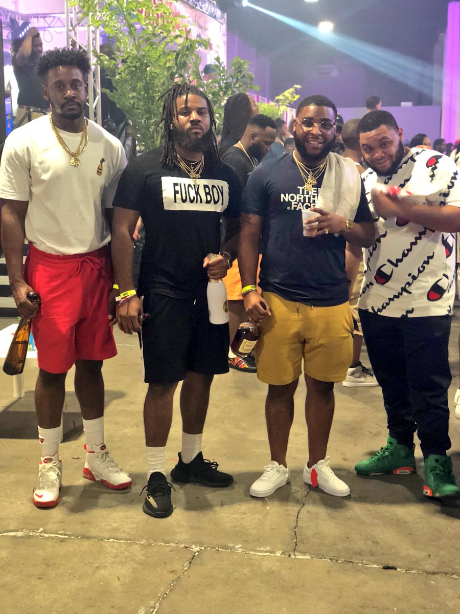 TooLive_GTP's tweet image. Spending Money Is Fun You Should Try It #2kpoolparty 🤑