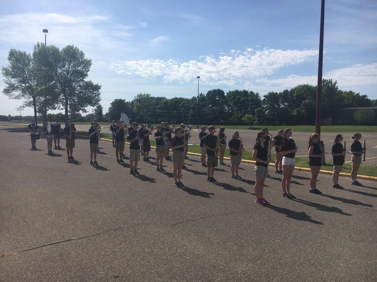 Inspired by these outstanding students who volunteered their time to honor our veterans on a 100 degree day! <a href="/NP_Trojans/">New Prague Trojans</a> <a href="/isd721/">NP Area Schools</a>