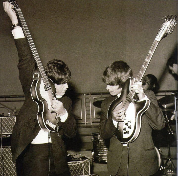 GeorgeHarrison's tweet photo. George and @PaulMcCartney tune up the bass and #12string by ear. #tuning #oldschool https://t.co/a8inZzVI9r