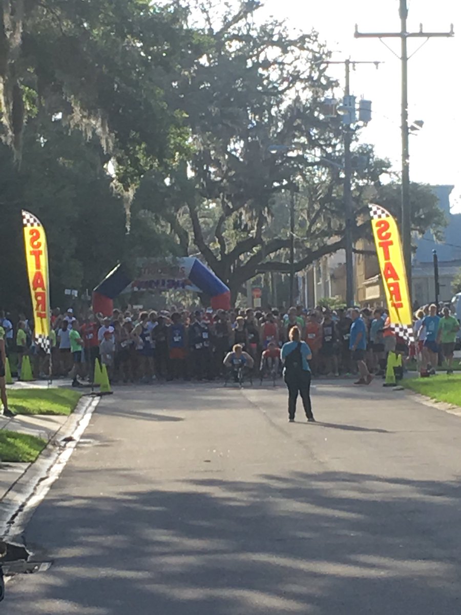 PRSRunningClub's tweet image. Some pics from this morning’s @FloridaStriders Memorial Day 5K!