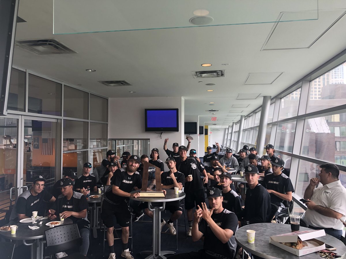 LIU_Baseball's tweet photo. The anticipation! Where will the Blackbirds begin #TheRoadToOmaha https://t.co/xDFKrkrnRw