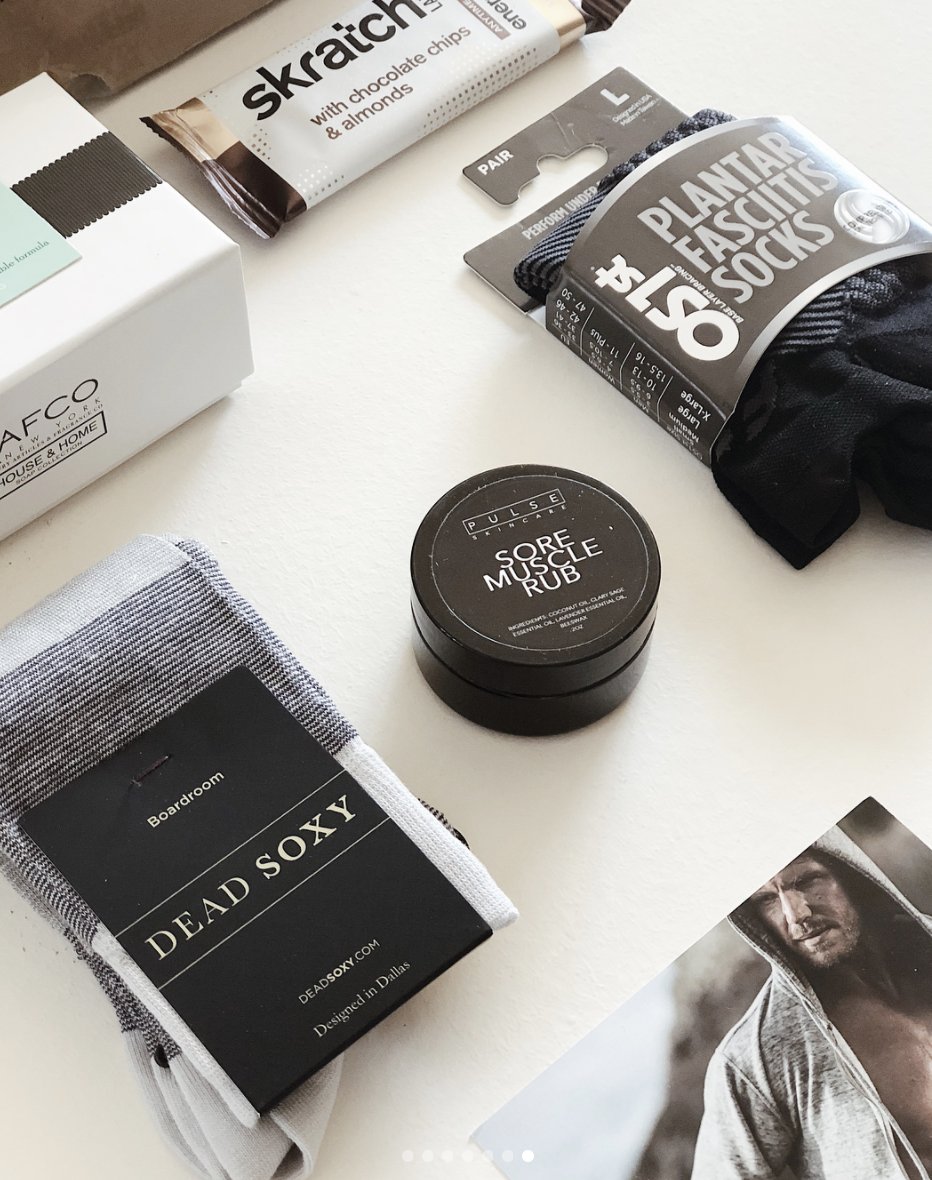 MensHealthBox's tweet image. Just a taste of what comes in the #MensHealth Box! Over $200 worth of products for just $89! Get your subscription today: themenshealthbox.com/mens-health-su…