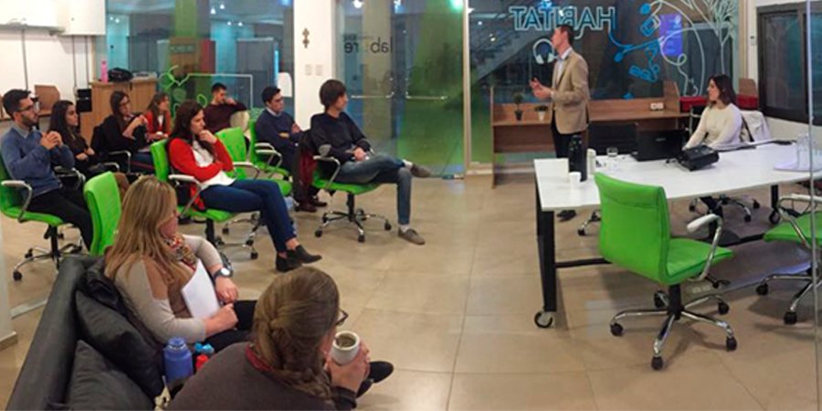 laboreCOWORKING's tweet photo. 2º Charla de Sociedades #SAS. 📝
La charla brindada por los #CPN Diego Monserrat y Natalia Baraldo,el pasado miércoles 23 de mayo, fue todo un éxito.
¡Gracias a todos lo que participaron! 👏
#LaboreCoworking #Charlas https://t.co/VVaSUFiL9T