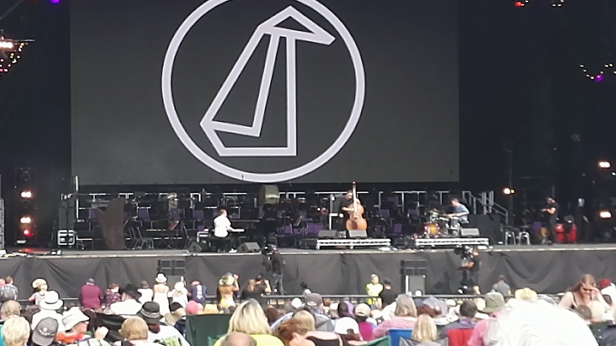 janenellist1's tweet photo. Two excellent acts at the #BiggestWeekend in @coventry. #lizacarthy and #GoGo_Penguin to start off a really relaxing day of chilled out music. https://t.co/hGcMAZPyhM