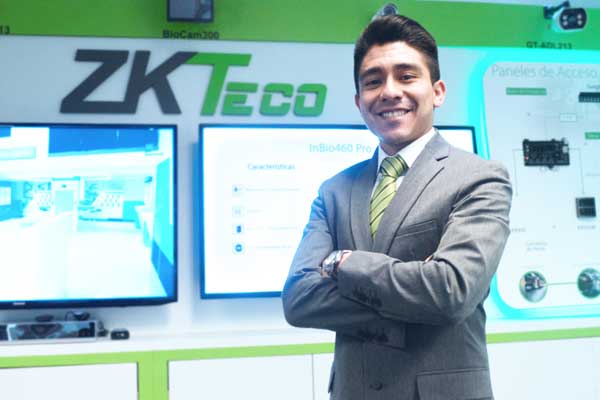 Carlos Santamaría, responsable de Marketing de <a href="/ZKTecoLATAM/">ZKTeco Latinoamérica</a>  
“#ExpoSeguridadMéxico 2018 fue una edición muy exitosa para #ZKTeco” ow.ly/B5lj30k62ss