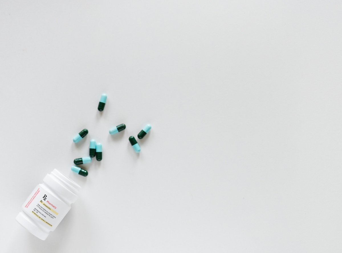 doloresbaretta's tweet photo. Which supplements do you take? 🤔
While there's a lot of misguided information surrounding #supplements, I have put together an ideal set of supplements to support achievement of deep nutrition and a #BalancedGut, no matter what you’re going through: https://t.co/WeGTwTz744 https://t.co/yDOdK1Usmz