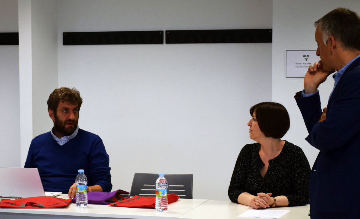 FLCconstruccion's tweet photo. Hoy y mañana somos socios anfitriones de #TransToWork que lidera #ILPLE y participan #VSRC @Ires_ER @CDS_FE #CCICJ de #Italia #Lituania #Rumanía. Se centra en el #aprendizaje basado en el #trabajo en #arquitectura #ingeniería #construcción y la transición de jóvenes al #empleo. https://t.co/7z76LDtvAT