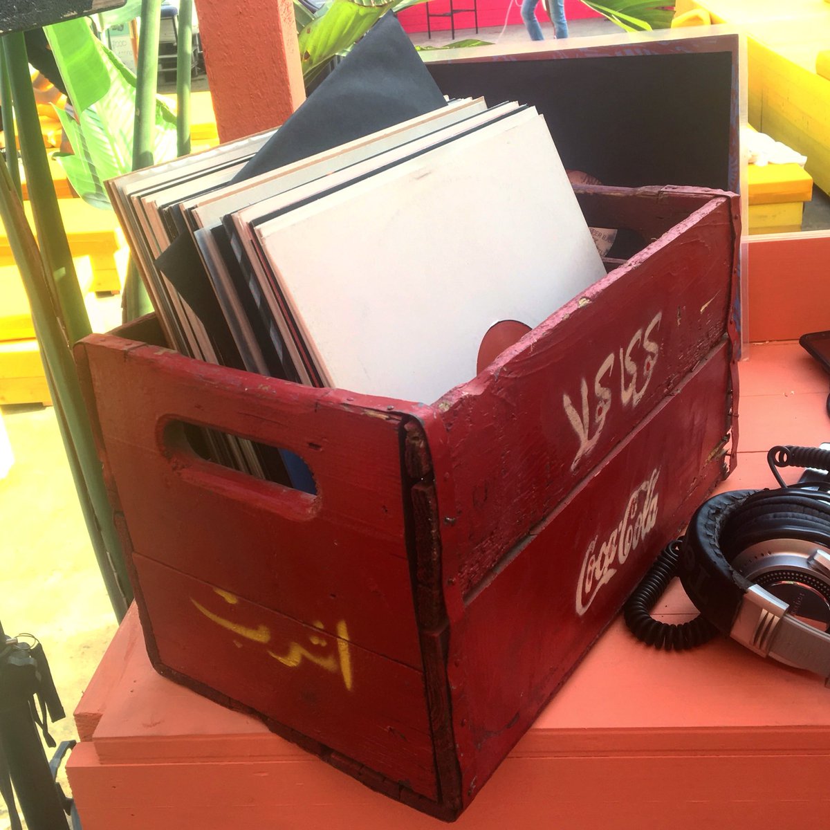 djkaa_ofc's tweet photo. Best way to pack your wax for a gig @ralph.nasr 👌😁 #vintage #cocacola #vinyl #wax #house #doubledip #lebanon #beirut #music #gig #djslife #diggersdelight #deephouse #electronicmusic #ked #rooftop #poolparty https://t.co/ucXnDT7DdG