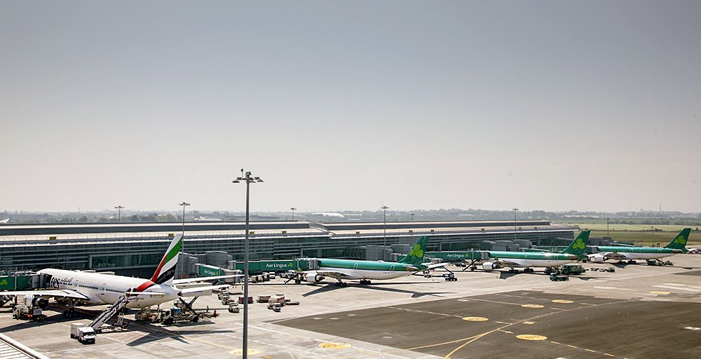 DublinAirport's tweet photo. Expected highs of 20C-24C in Dublin today… Warm &amp; sunny @DublinAirport #summer #travel #holidays https://t.co/fSo09JBBFe