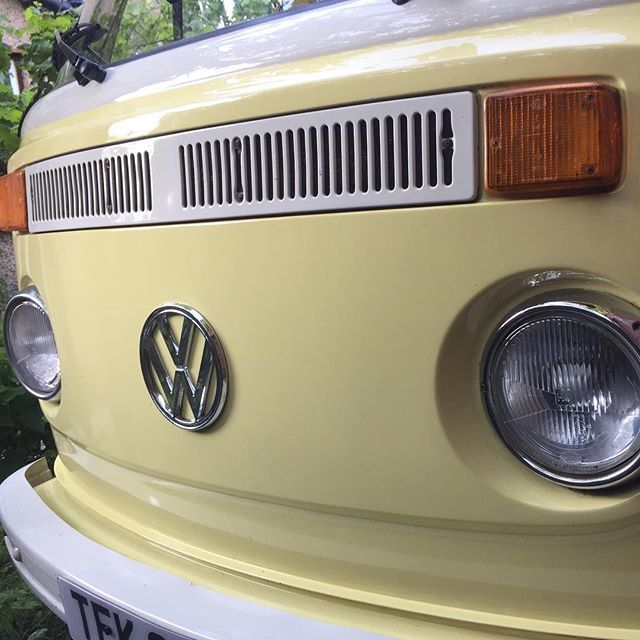 ButtercupBus's tweet photo. Toot toot - Buttercup is heading off on a self drive holiday hire again! #vwcamper #campervanholiday #londoncampervanhire #glamping #staycation #ukholidays #campingholiday #roadtrip #retroexperience #buttercubus #vw #volkswagen https://t.co/zCuFU9mzCD https://t.co/E4r4XzNIHi